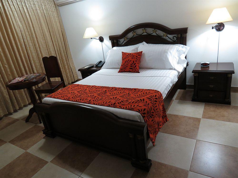 Hotel Cali Extérieur photo