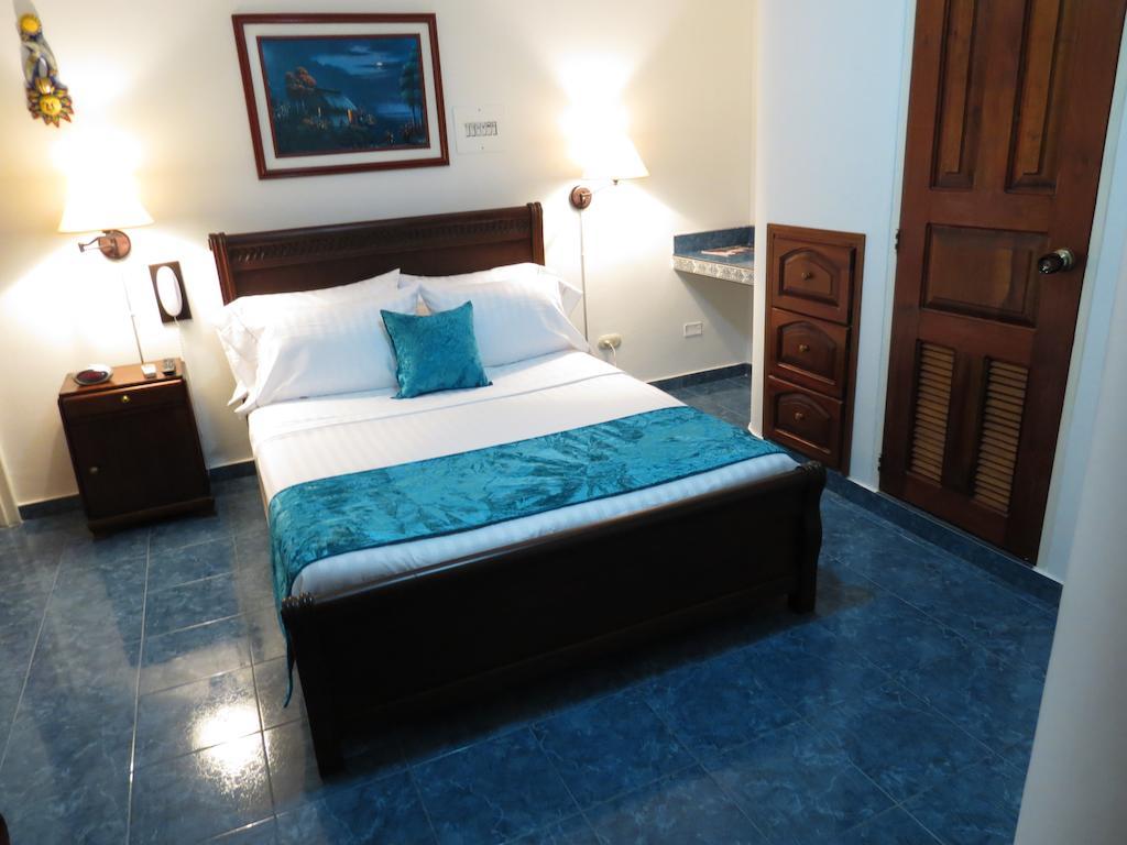 Hotel Cali Extérieur photo