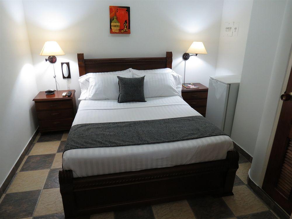 Hotel Cali Extérieur photo